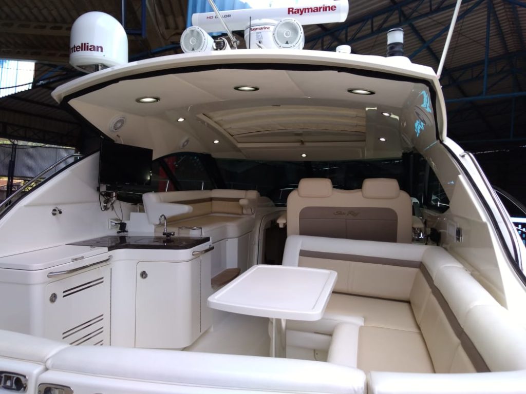 Sea Ray 410