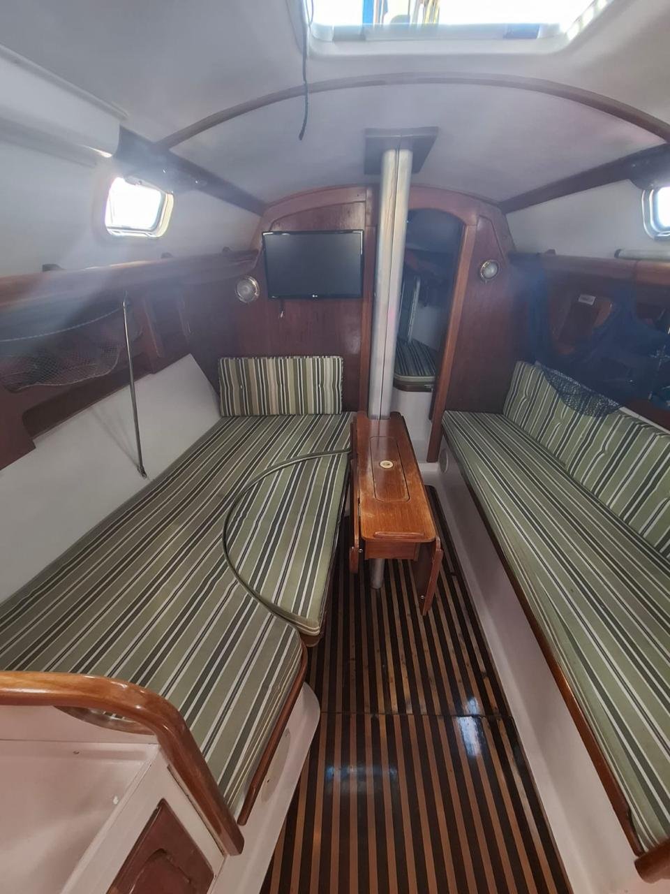 Delta 32 - Boatline